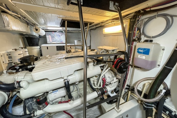 2004 American Tug 34