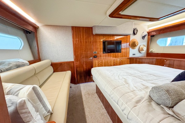 Luna 53ft Riviera Yacht For Sale