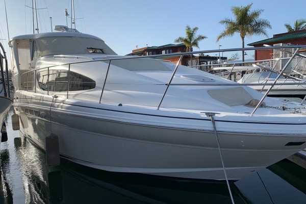 R Sea Cat 42ft Sea Ray Yacht For Sale