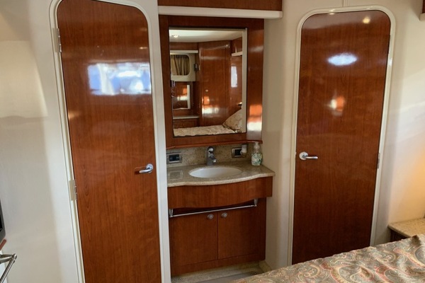 R Sea Cat 42ft Sea Ray Yacht For Sale