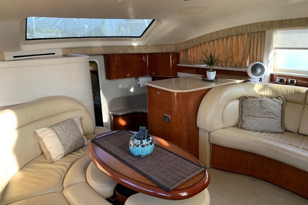 R Sea Cat 42ft Sea Ray Yacht For Sale