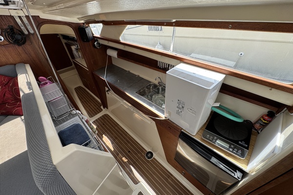 Vivace 34ft Gemini Yacht For Sale