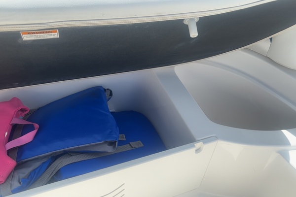24ft Hurricane Yacht For Sale