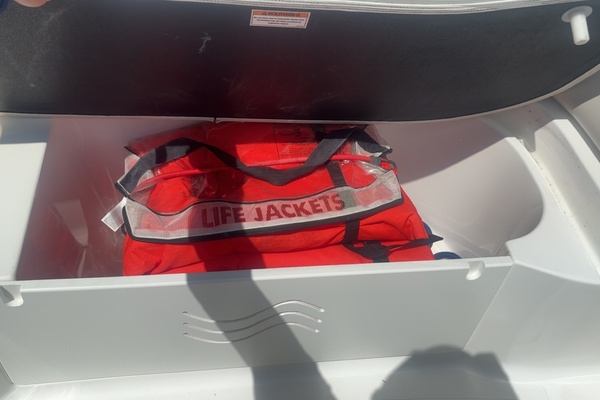 24ft Hurricane Yacht For Sale
