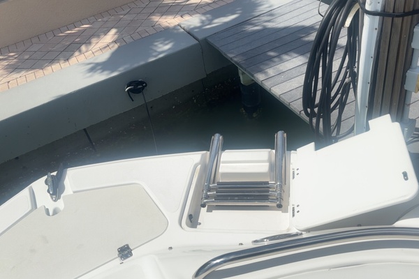 24ft Hurricane Yacht For Sale