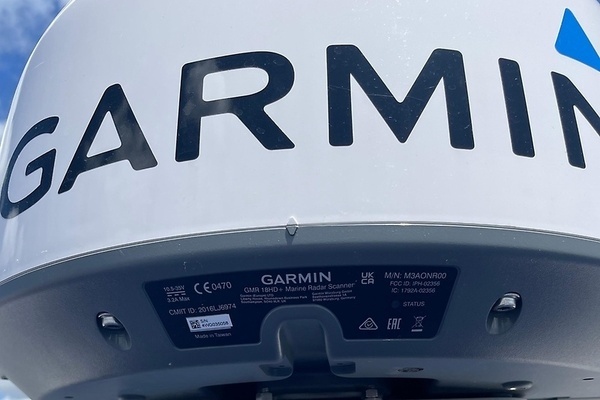 Photo of the 2001 Sea Ray Sundancer