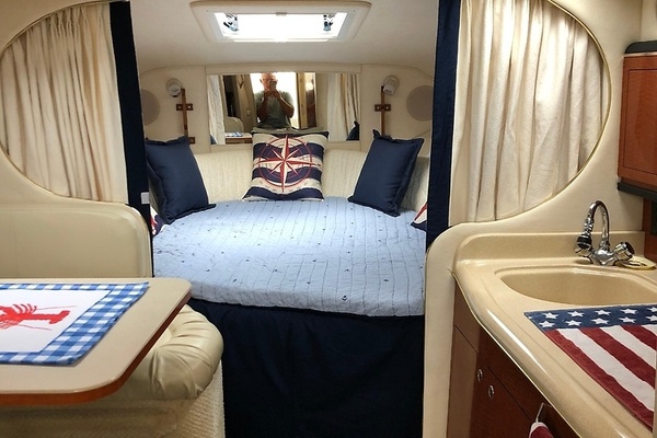 29ft Sea Ray Yacht For Sale