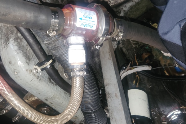 33ft Bertram Yacht For Sale