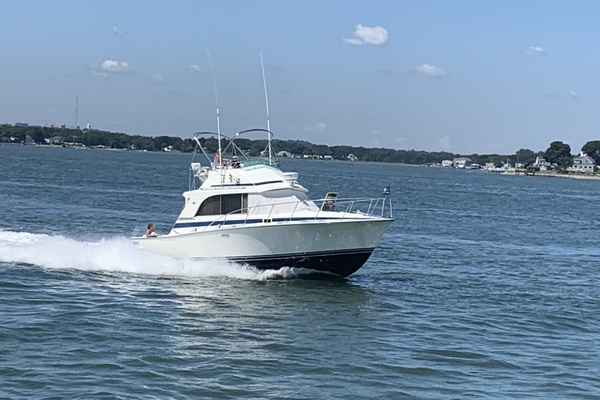 33ft Bertram Yacht For Sale