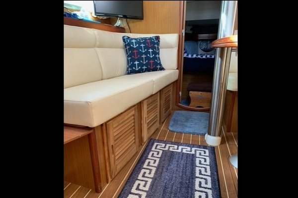 Aria 36ft Jeanneau Yacht For Sale