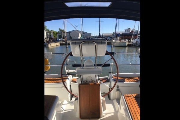 Aria 36ft Jeanneau Yacht For Sale