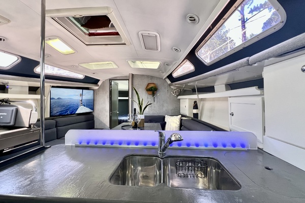 Prime Directive 38ft Hunter Yacht For Sale