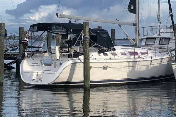 38-ft-Hunter-2008--Prime Directive Manteo North Carolina United States  yacht for sale