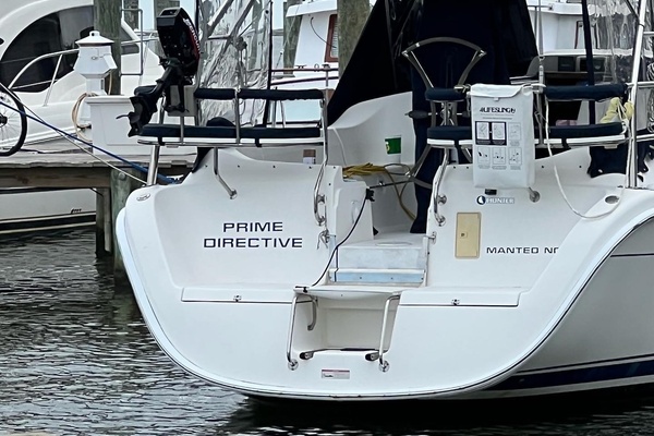 Prime Directive 38ft Hunter Yacht For Sale