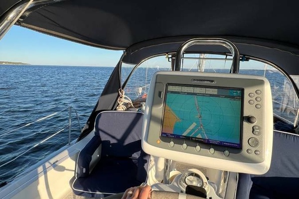 Prime Directive 38ft Hunter Yacht For Sale