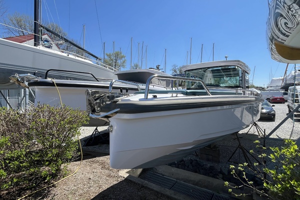 Lemaire 28ft Axopar Yacht For Sale