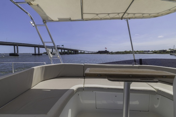 2019 Beneteau 35