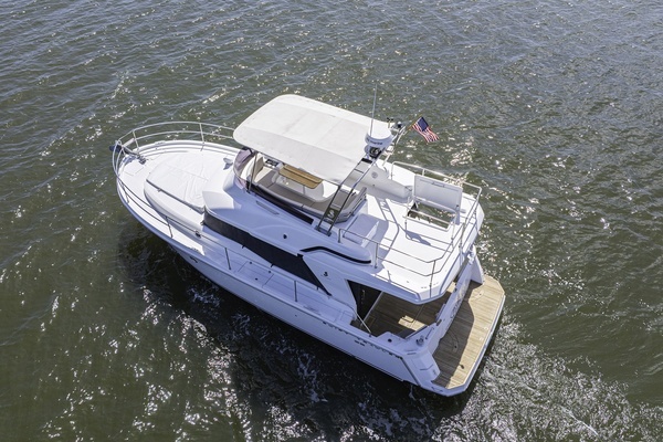 2019 Beneteau 35