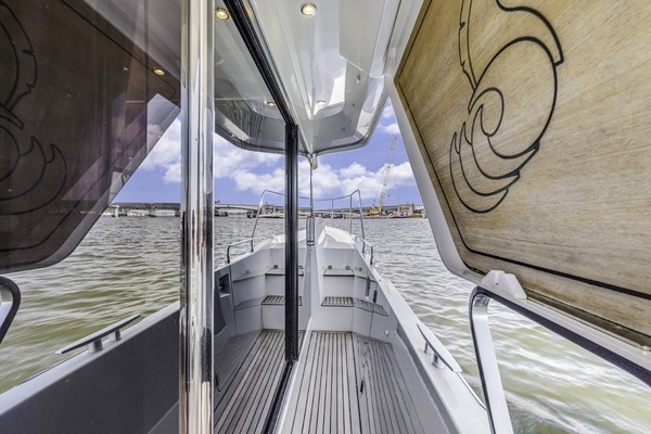 2019 Beneteau 35
