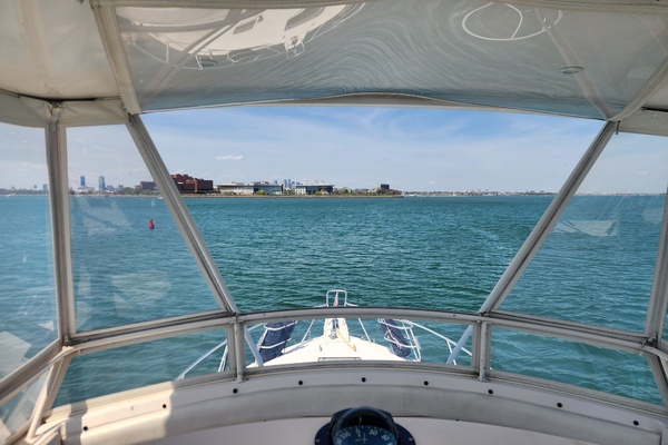 Pair of Jacks 43ft Bertram Yacht For Sale