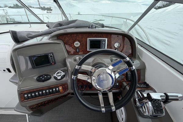 36ft Rinker Yacht For Sale