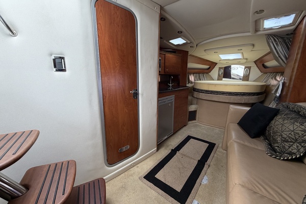 36ft Rinker Yacht For Sale
