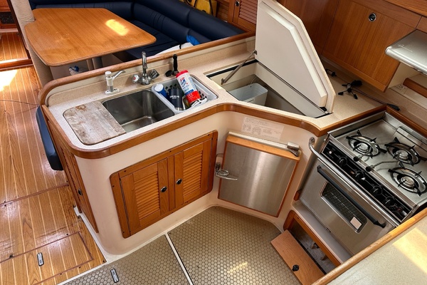 41ft Catalina Yacht For Sale
