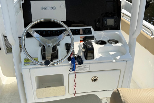 23ft Sea Hunt Yacht For Sale