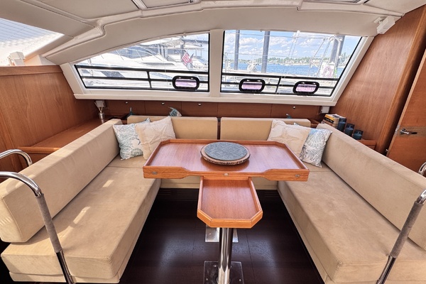 55ft Wauquiez Yacht For Sale