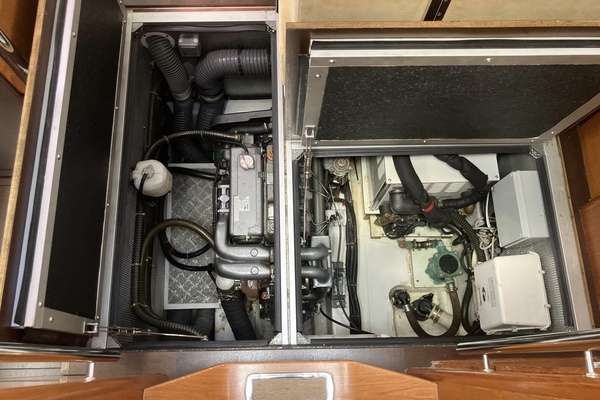 55ft Wauquiez Yacht For Sale