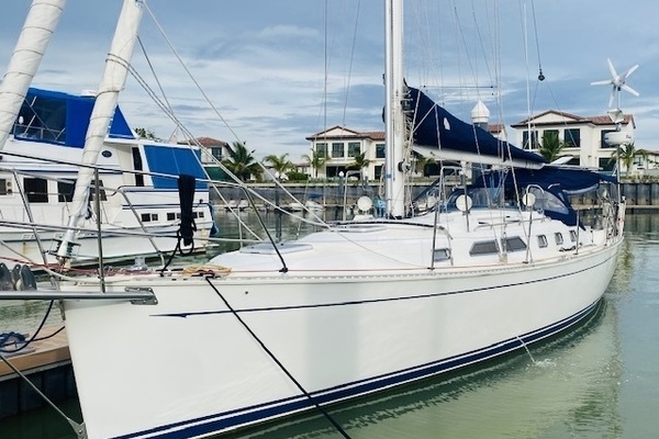 Brigadoon III 43ft Saga Yacht For Sale