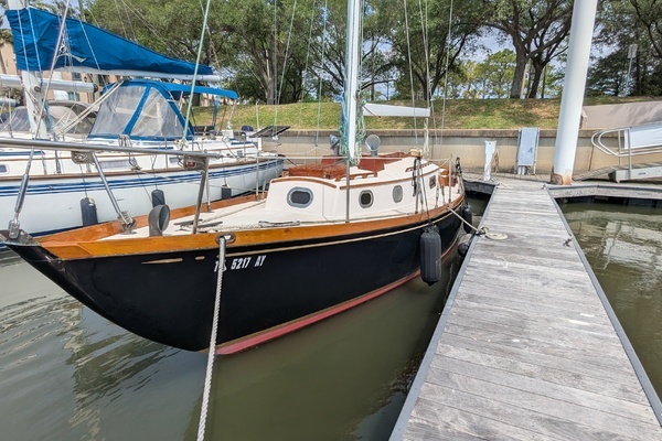 Photo of the 1962 Chesapeake Rhoades  32 "Intrepid"