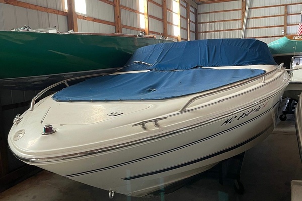 23ft Sea Ray Yacht For Sale
