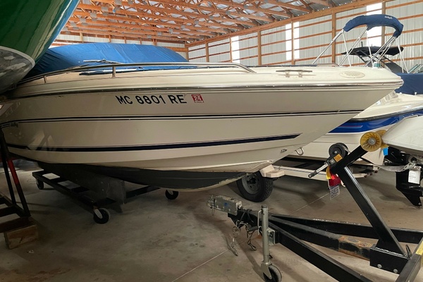 23ft Sea Ray Yacht For Sale