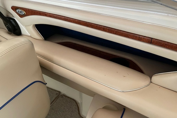 23ft Sea Ray Yacht For Sale