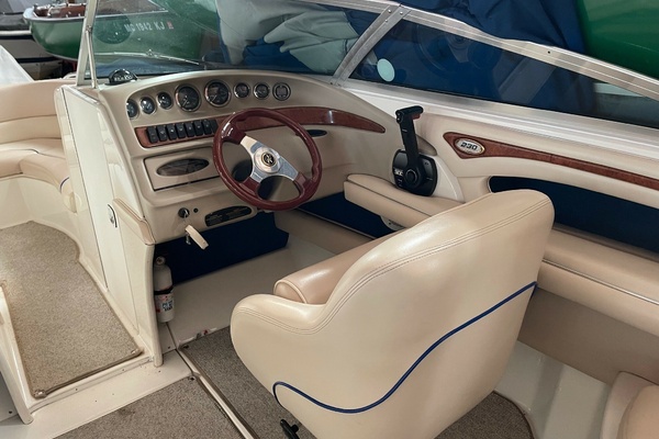 23ft Sea Ray Yacht For Sale