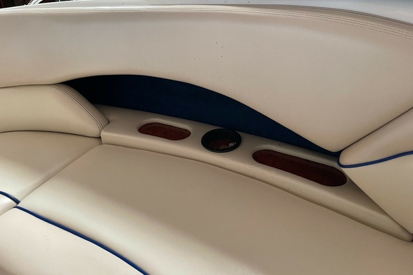 23ft Sea Ray Yacht For Sale