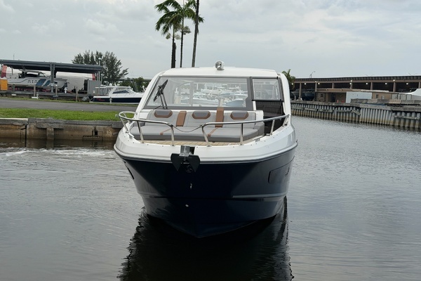 2023 Beneteau 32