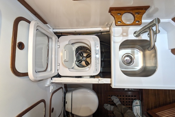 Electric Passage 42ft Tayana Yacht For Sale