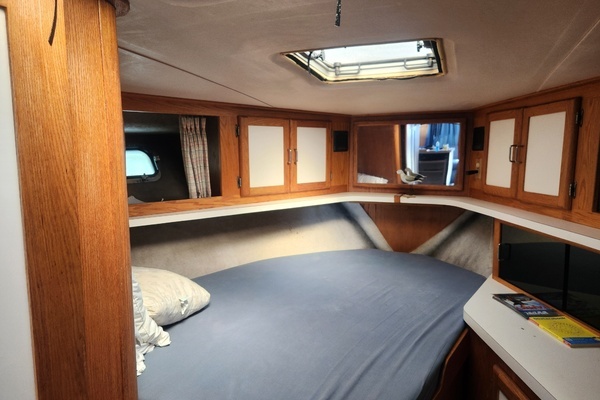 1987 Luhrs 40