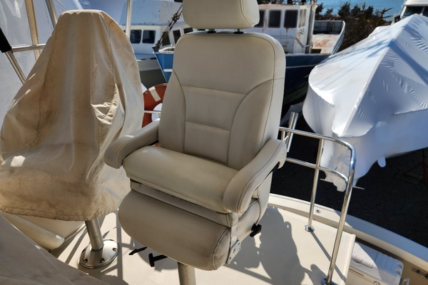 1987 Luhrs 40
