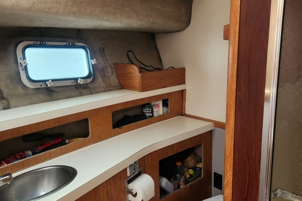 1987 Luhrs 40