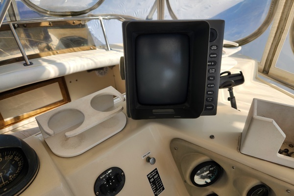1987 Luhrs 40