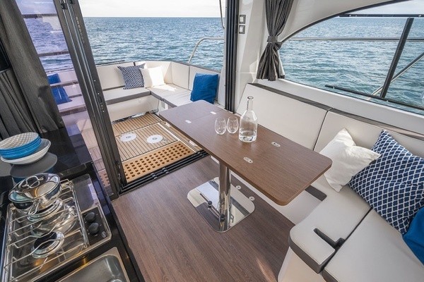 2023 Beneteau 37