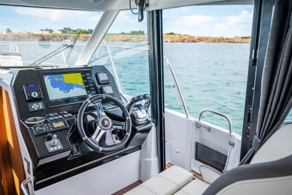 2023 Beneteau 37