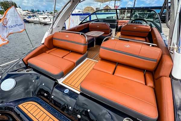 28ft Regal Yacht For Sale