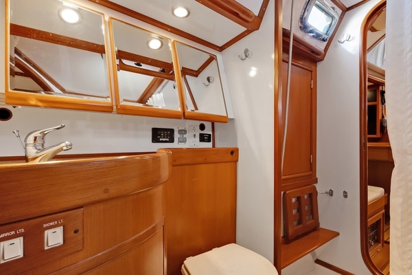 Avventura 46ft Hylas Yacht For Sale