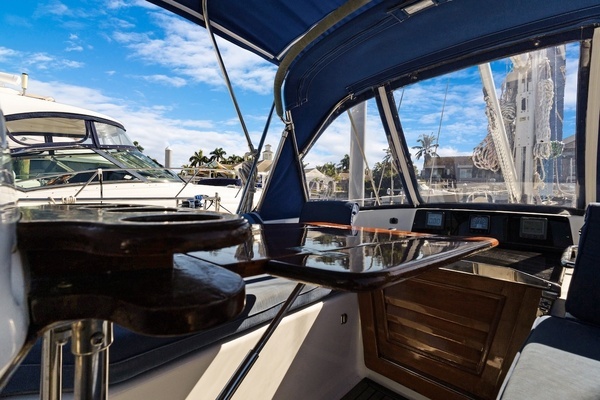 Hylas 46 Yacht For Sale