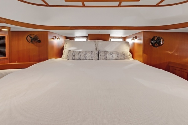 Hylas 46 Yacht For Sale