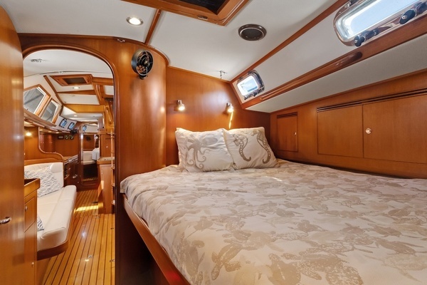 Hylas 46 Yacht For Sale